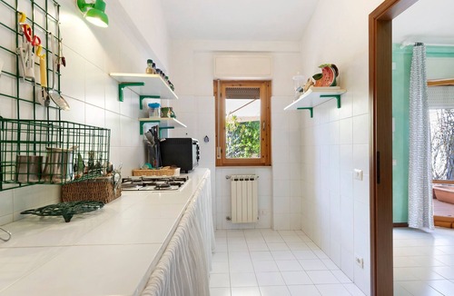 Sabaudia House | Casa Vacanze Bouganvillea – Cozy Home with Terrace in Sabaudia
