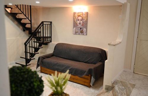 San Cataldo Apartment | Casa vacanze Desiree situata zona centro commerciale il Casale