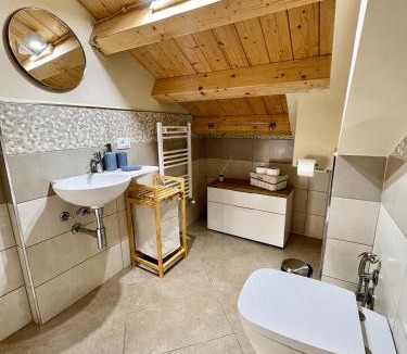 Porticello Apartment | Casa Vacanze Guccini