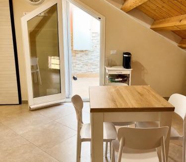 Porticello Apartment | Casa Vacanze Guccini