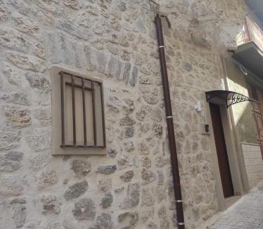 Santa Elisabetta House | Casa Vacanze Scyauru