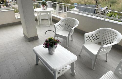 Porticello Apartment | Casa Vacanze Villa Lena