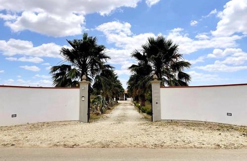 Menfi House | Casa Vacanze Villa Torrenova