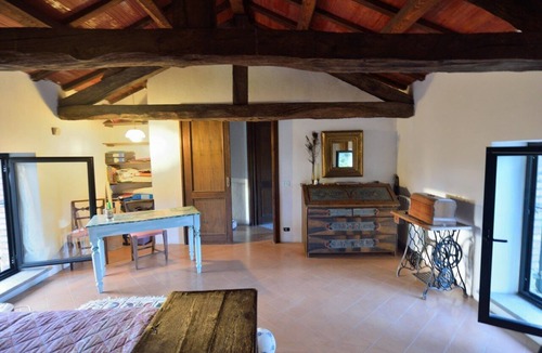 Scandriglia House | Casale Ferronio-Apartment La Vite
