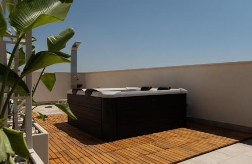 Mazara del Vallo Villa | Casale Gorghi Tondi House & Vineyard with Jacuzzi