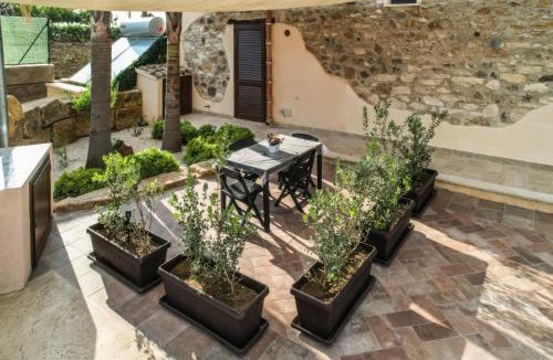 Ummari Apartment | Casale Sammartano - Appartamenti con piscina comune