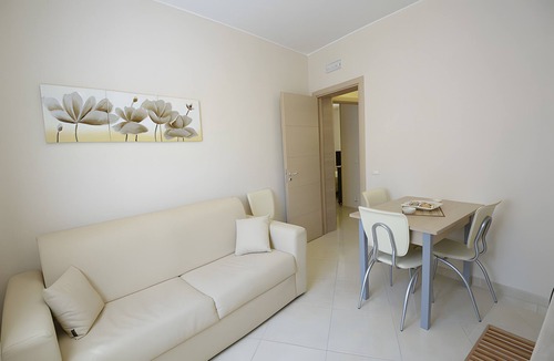 Trapani City Centre Apartment | Case Vacanza Edera - Orchidea near Trapani Port