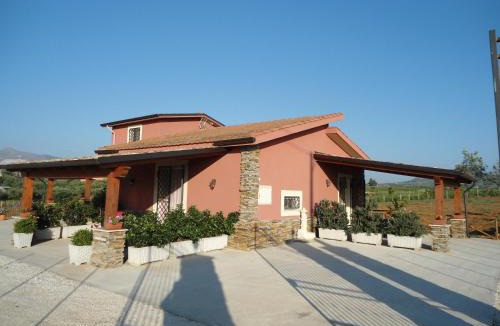 Partinico House | Case Vacanze Longo