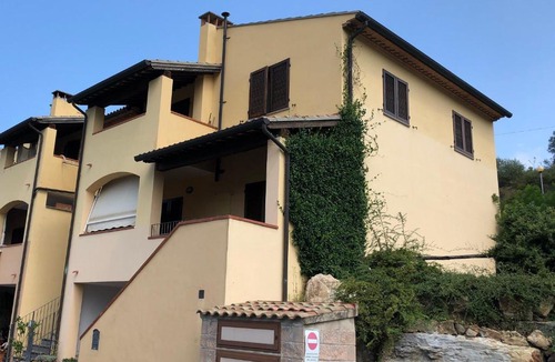 Castagneto Carducci Apartment | Castagneto Appartements