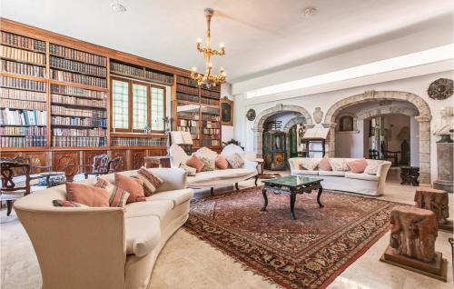 Venetico House | Castello Mortellito