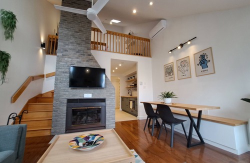 Magog Condo | Central & Cozy Lakeview condo within walking distance of Lake Memphremagog.