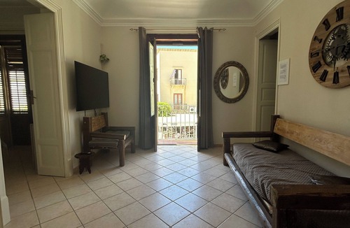 Favignana Apartment | CENTRAL FAVIGNANA