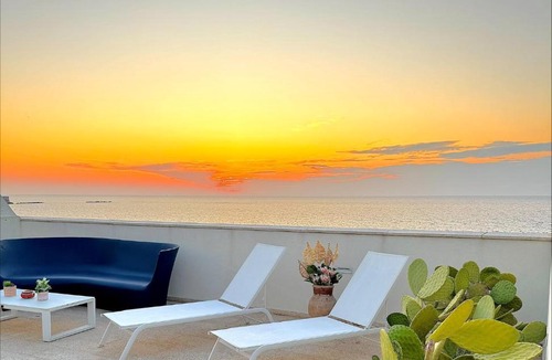 Trapani City Centre Hotel | Central Gallery Rooms- Palazzo D'Ali' Staiti XIX