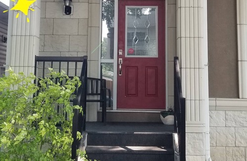 Highland Park House | CENTRAL Modern | PRIVATE Bathroom | FREE Parking