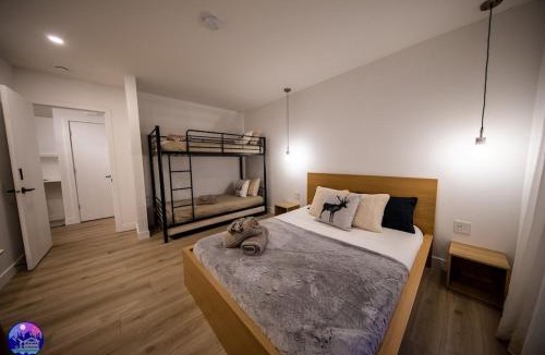 Trois-Rives Apartment | Chalet Flodhaus- Bord Rivière St-Maurice (navigable)/SPA/SAUNA - Chalets Galaxia