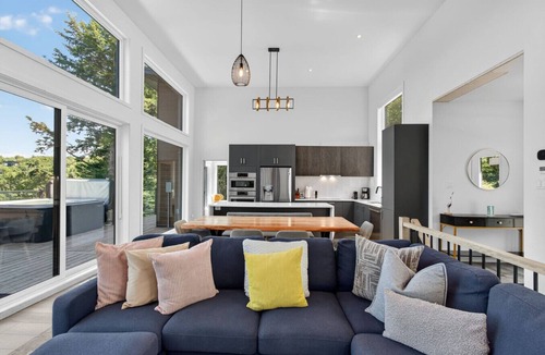 La Conception Ski Chalet | Chalet Grandview in Bel Air