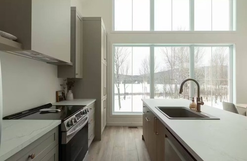 Mandeville House | Chalet Hamptons - Spa/Lakefront/Pool table