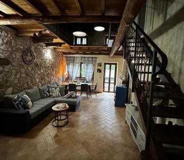 Rocca di Botte Ski Chalet | Chalet Il Ballatoio
