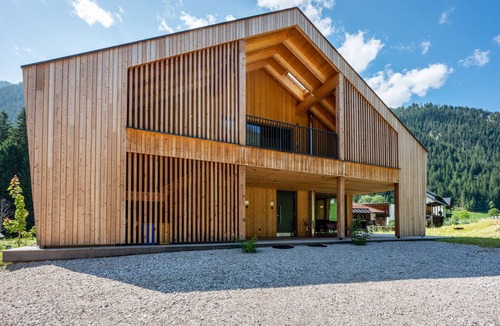 Prateria Ski Chalet | Chalet "Moutain Villa Anita" with Private Terrace and Wi-Fi