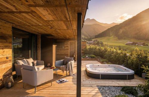 Santa Maddalena Ski Chalet | Chalet SALENA luxury lodge