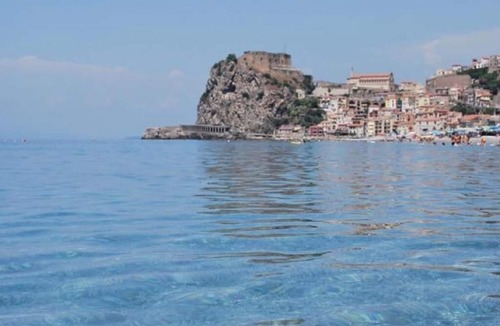 Province of Messina Hotel | Characteristic sea view room