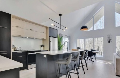 Pont-Rouge Ski Chalet | Charmant Boisé | Peaceful Getaway | Spa with Fores