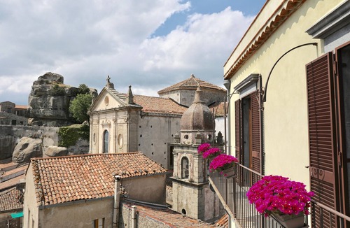 Rovittello Bed & Breakfast | Charming Bed and Breakfast in Castiglione di Sicilia