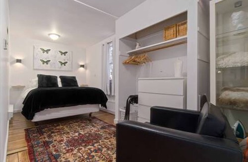 Upper Lonsdale House | Charming 1-Bed Suite with Patio, Upper Lonsdale
