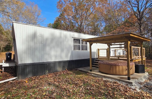 Kings Mountain House | Charming 1-bedroom mobile home in lovely Kings Mountain