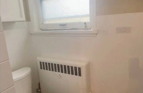 Downtown Kelowna Apartment | Charming 1-bedroom apartment in fabulous Kelowna with WiFi