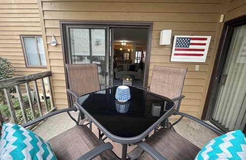 White Lake Condo | Charming, 1st floor, 2-bedroom condo in pleasant White Lake with WiFi, AC