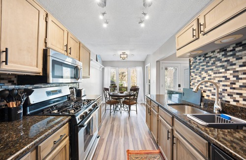 Southwest Raleigh House | Charming 2-bed/2-bath townhome in Raleigh with WiFi and AC by NC State