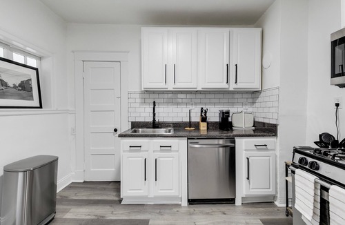 Mosby House | Charming 2-bedroom house with AC, WiFi in wonderful Richmond
