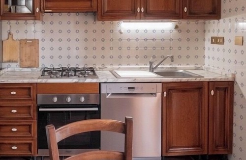 Zafferana Etnea Bed & Breakfast | Charming 3-bedroom country house with Jacuzzi and tank pool