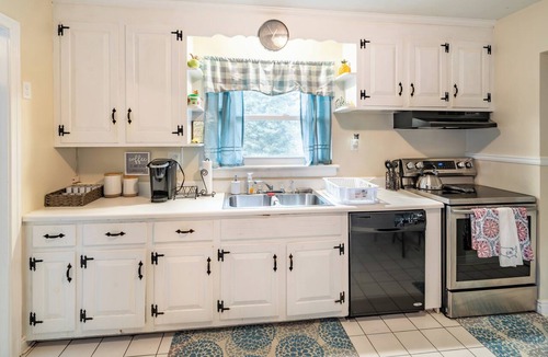 North Chesterfield House | Charming 3-bedroom house with WiFi, AC in marvelous Richmond