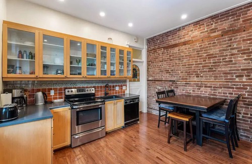 Westmount House | Charming 3BD heritage home in prestigious Westmount