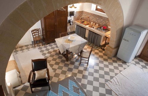 Buseto Palizzolo Apartment | Charming house with shared pool - Titi