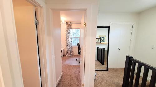 Crescent Heights Apartment | Charming Inner City Home