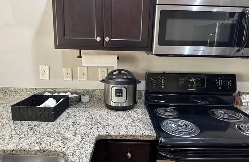 Shockoe Bottom House | Charming & Luxurious 2-bedroom house in fabulous Richmond