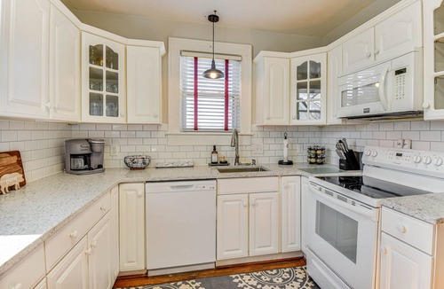 Smithfield House | Charming Smithfield House: Walk to Downtown!