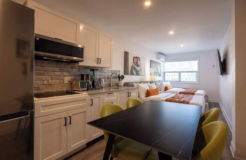 Latin Quarter House | Charming Stay-3 min walk to metro