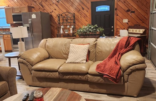 La Crosse Apartment | Charming studio with AC and WiFi in superb La Crosse