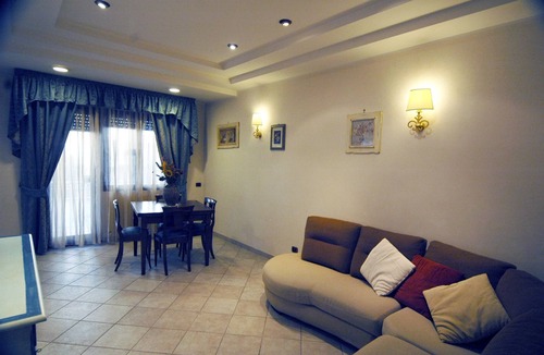 Zona XIX Casal Morena Apartment | Chic apartment in Rome for 3 people with 2 bedrooms and two bathrooms!