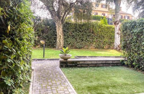 Settecamini Apartment | Chic Roman Residence Tivoli Baths