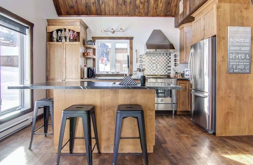 Saint-David-de-Falardeau Ski Chalet | Chouette Blanche | Tavata Chalets | Valinouët