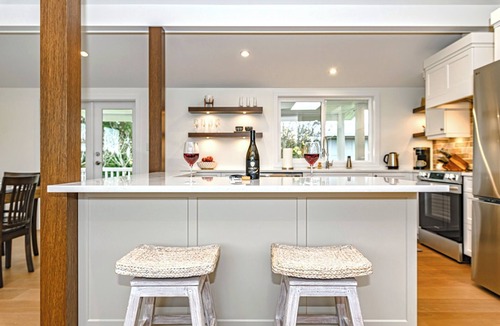 Cobble Hill House | Cobble Hill Winery Guest House