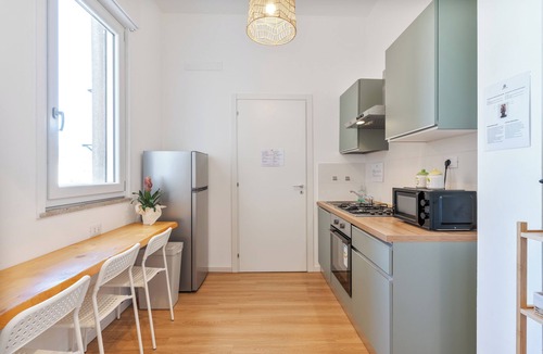 Albergheria House | Comfort Room with Cathedral View - Shared Bathroom