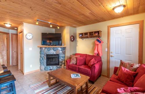 Apex Mountain House | Comfortable 2 Bedroom Condo at Apex Mountain