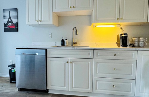 Langford House | Comfortable 3 bed 2 Bath Family Retreat in Langford