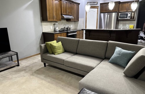 Cranston House | Comfortable and family-friendly 3BR House in Cranston w/AC